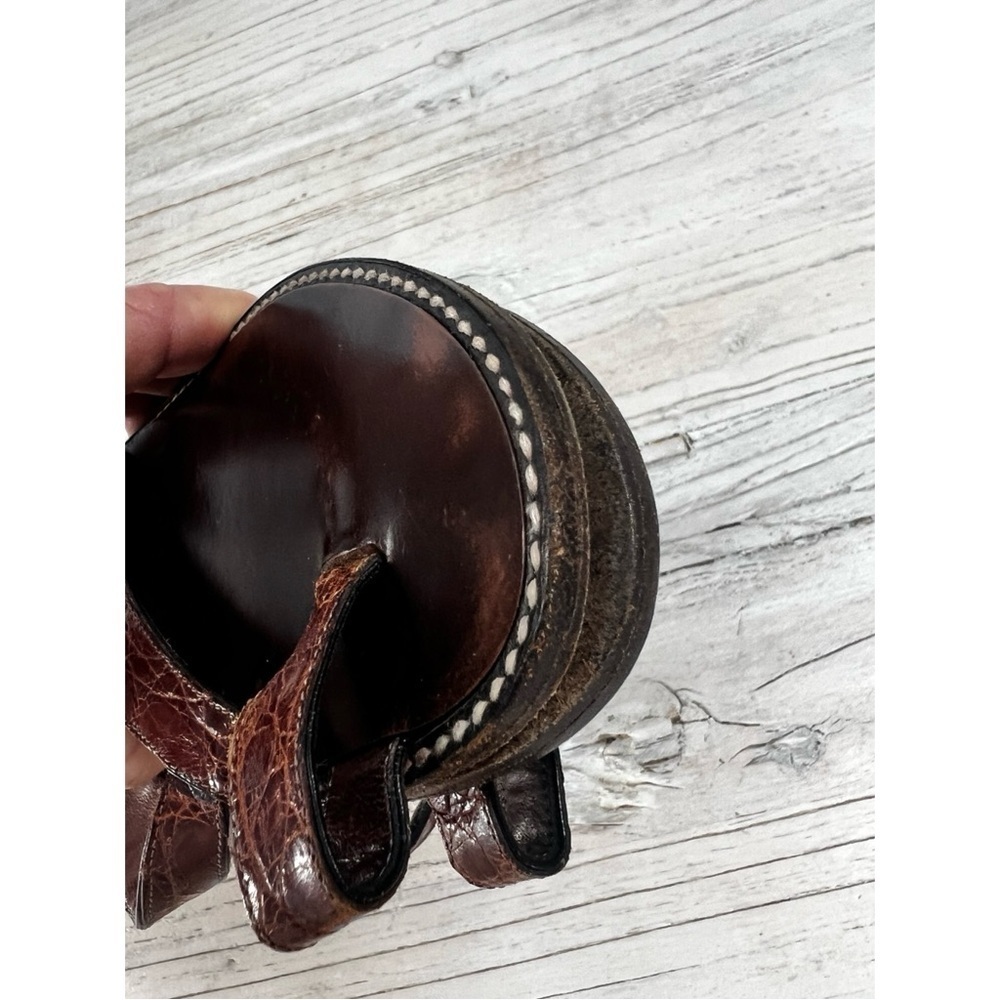 Gucci Women's Brown Leather Sandals size 36.5 - Picture 13 of 16